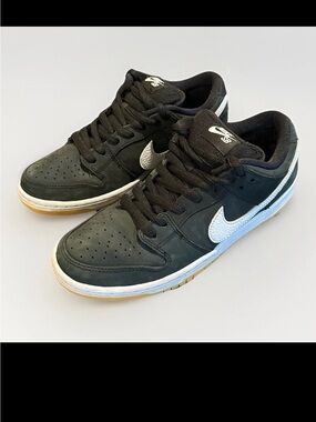 Nike SB Dunk Low Pro- Black Gum